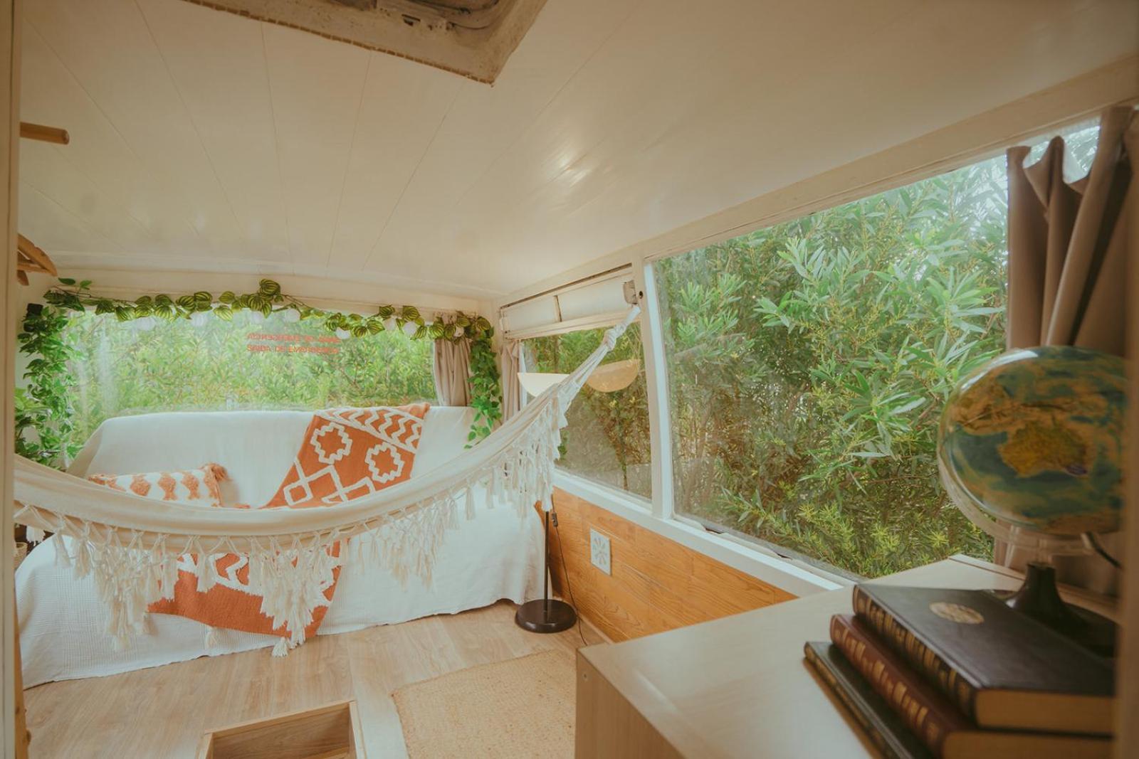 The Amazing Inacio Bus Converted Home Sintra Kültér fotó
